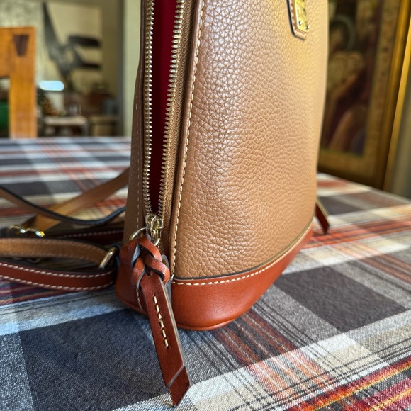 Dooney & Bourke pebble grain zip pod backpack - Picture 7 of 11